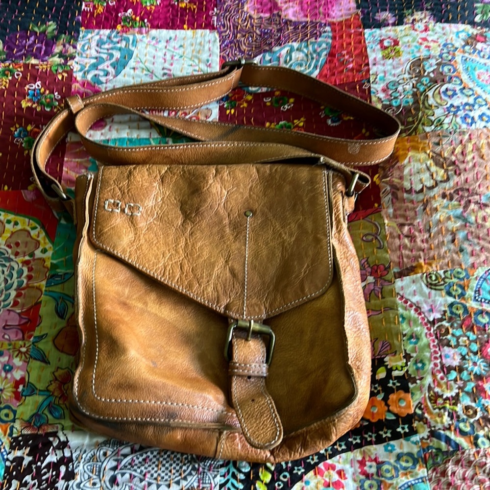 BedStu Crossbody handbag